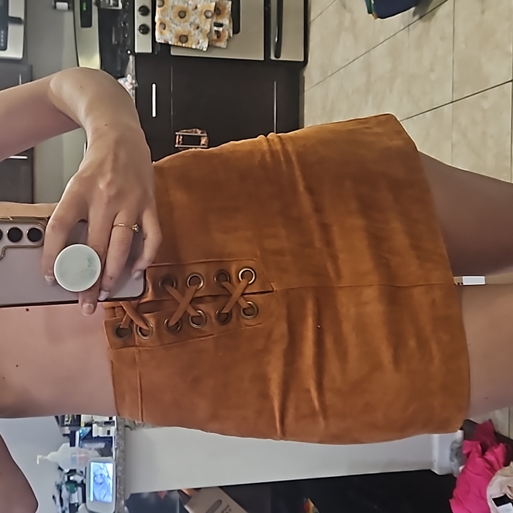 Bcbg suede high waisted mini skirt